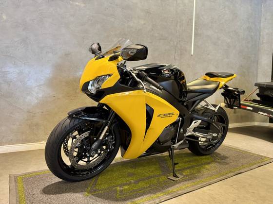 HONDA CBR 1000RR 
